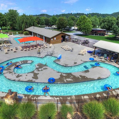 Sun Outdoors Pigeon Forge Villa Sevierville Exterior photo