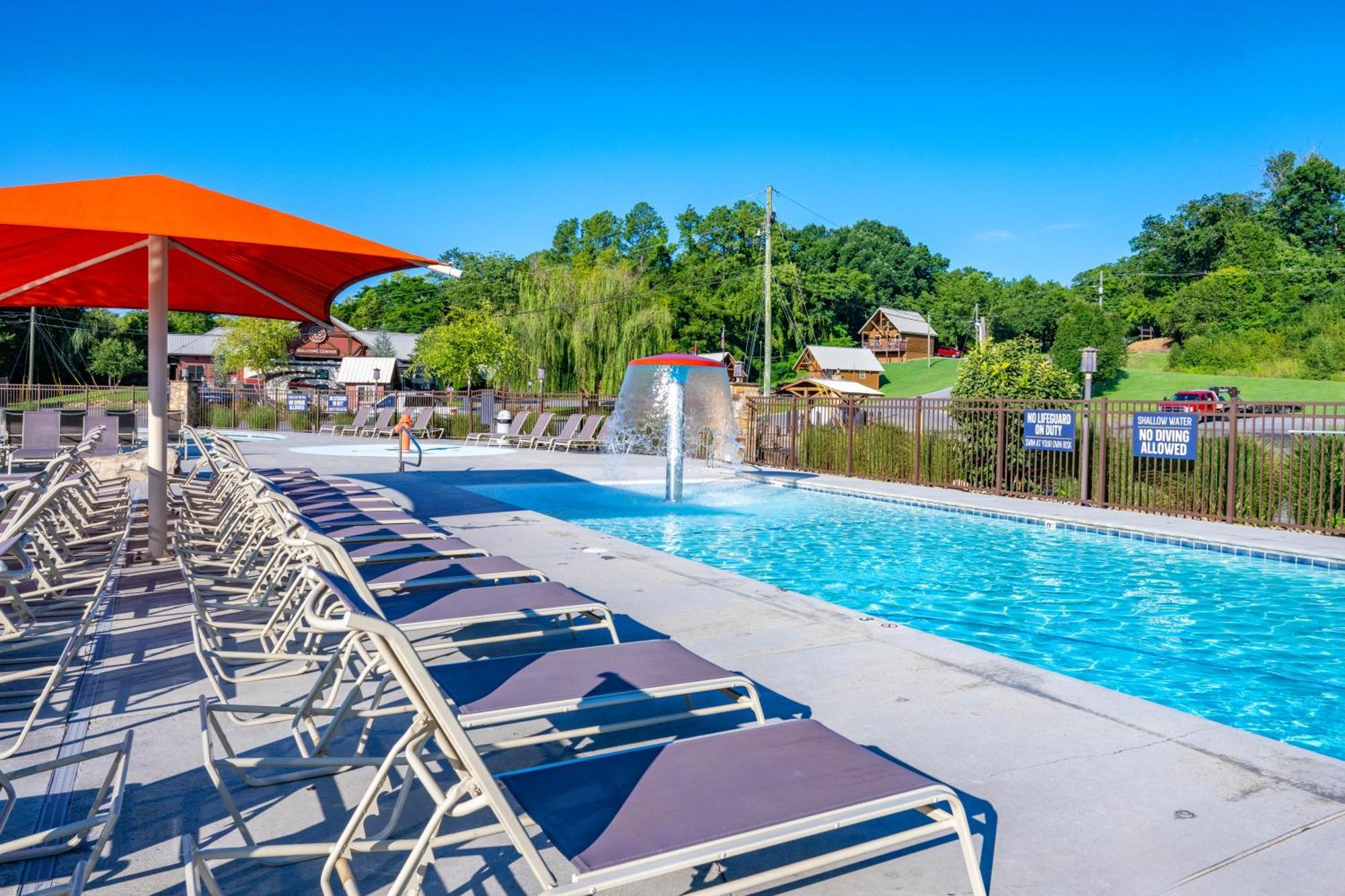 Sun Outdoors Pigeon Forge Villa Sevierville Exterior photo